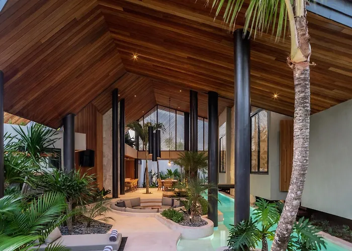 Award-winning 3br 25m Pool Feh Villa *