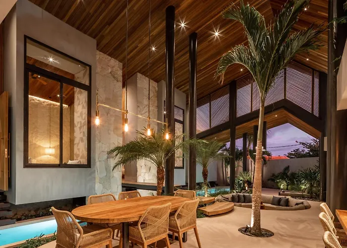Villa Award-winning 3br 25m Pool Feh Kerobokan (Bali)