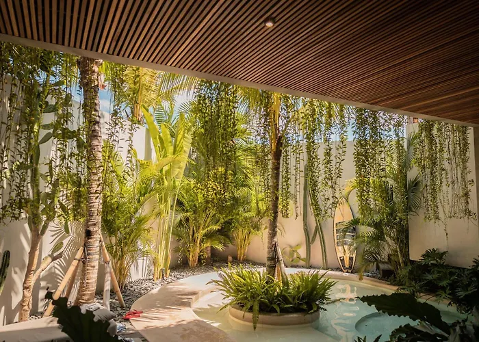 Award-winning 3br 25m Pool Feh Villa *
